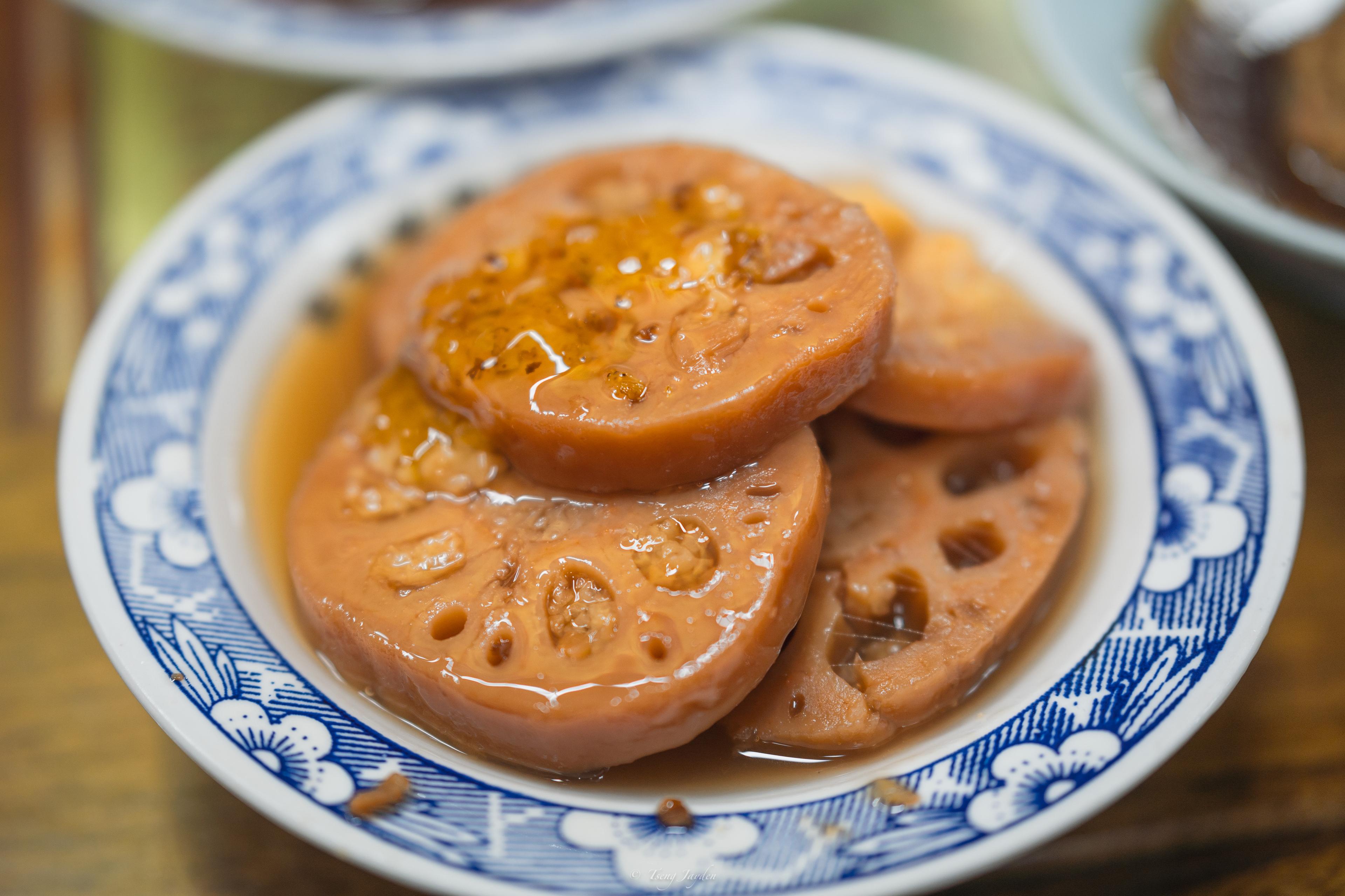 Osmanthus Glutinous Rice Stuffed Lotus Root - 7 yuan