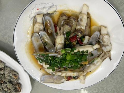 Stir-fried razor clams